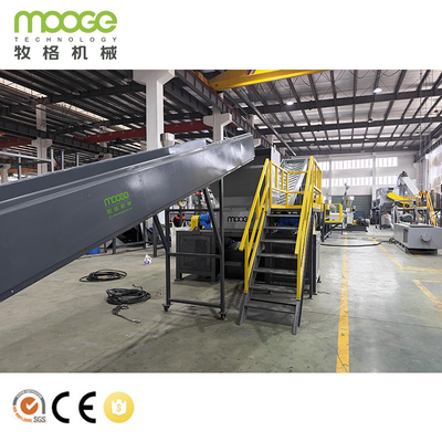 Linea di lavaggio per il riciclaggio di bottiglie rigide in HDPE / PP di qualità superiore Controllo automatico PLC Capacità 1000 kg/h