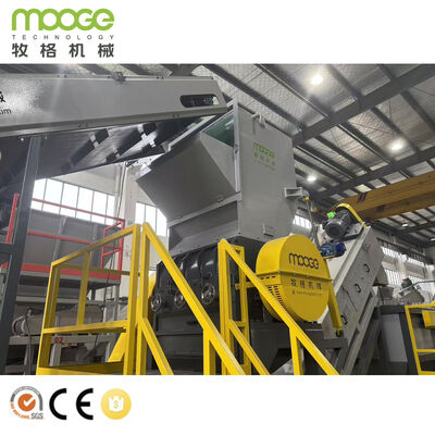 Macchine di riciclaggio automatiche ad alta capacità per la frantumazione di bottiglie di plastica in PP e PE